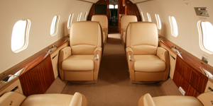 Bombardier Challenger 300 view for Long Island charter