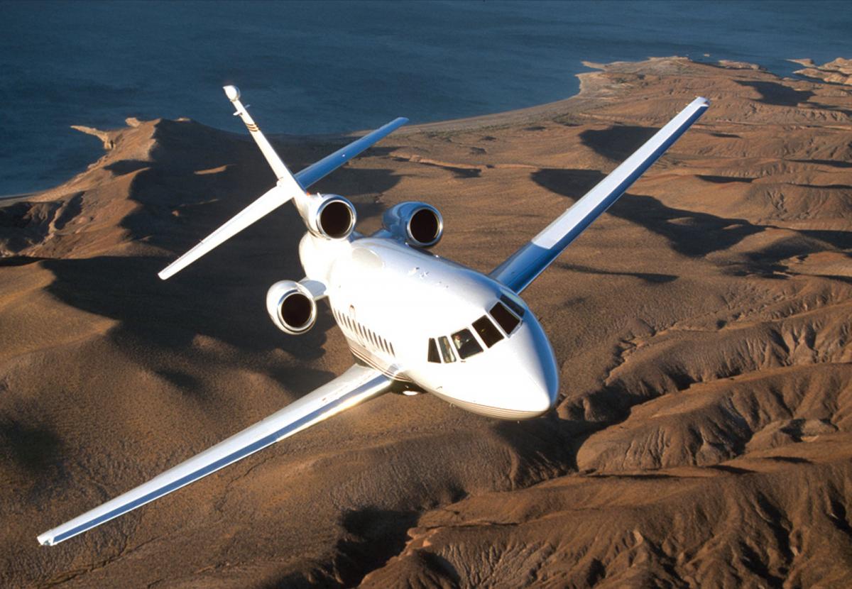 Dassault Falcon 900 cabin for Long Island charter