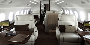 Dassault Falcon 2000 view for Long Island charter