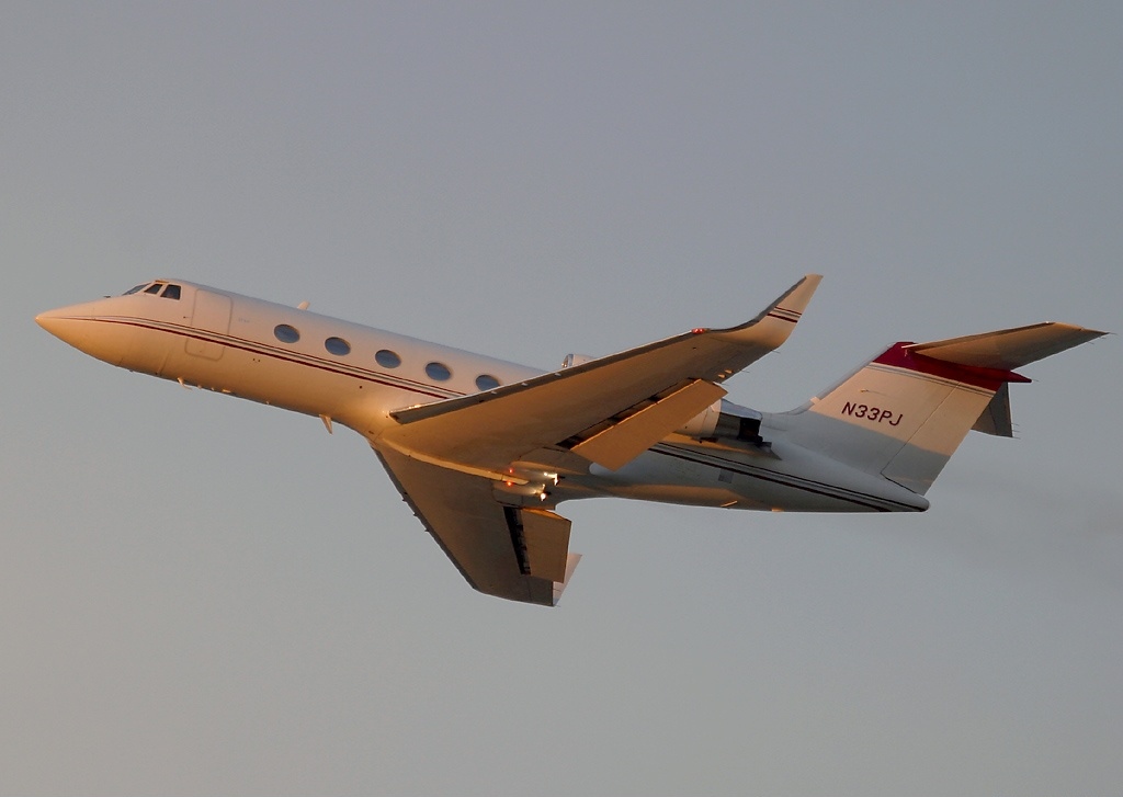 Long Island Gulfstream II / IIB / II-SP Charter
