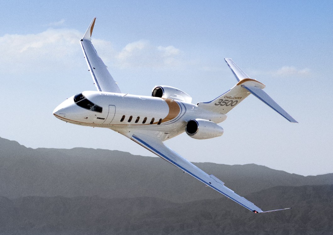 Bombardier Challenger 3500 super midsize jet for Long Island charter