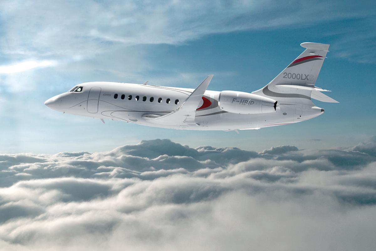 Dassault Falcon 2000LXS cabin for Long Island charter