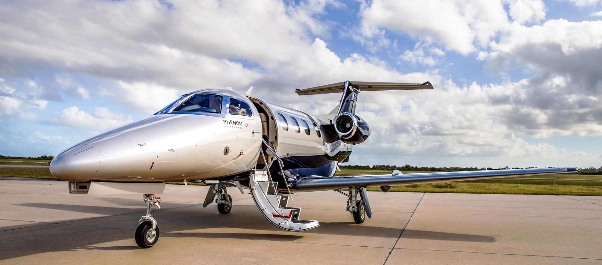 Long Island Embraer Phenom 100 Charter